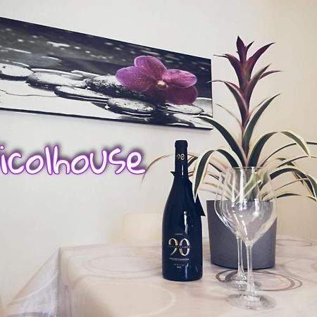 Nicolhouse Appartement Bari Buitenkant foto